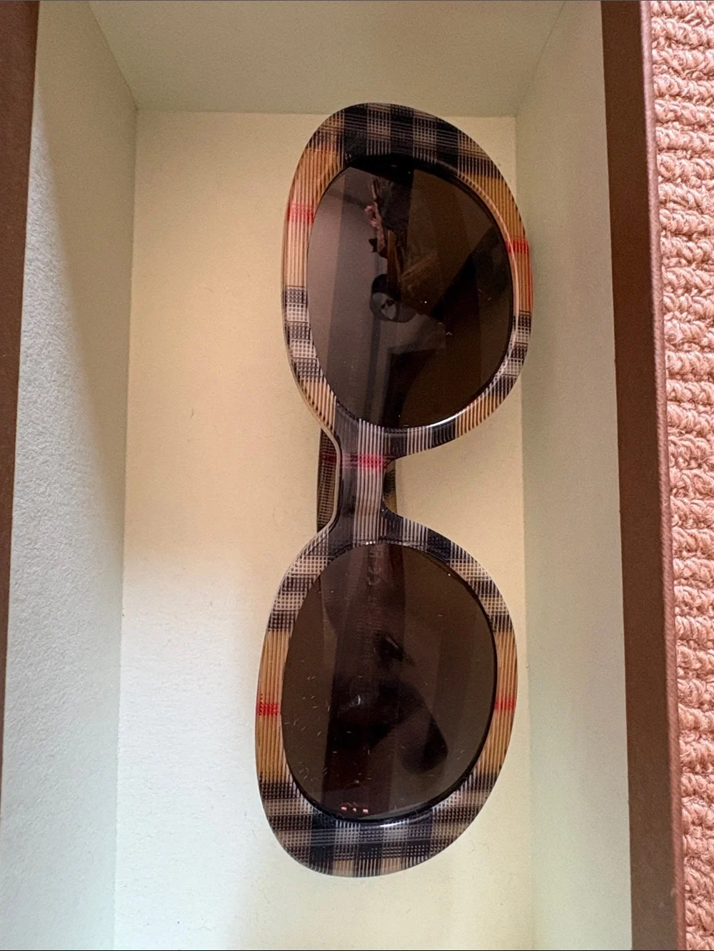BURBERRY KIDS SUNGLASSES